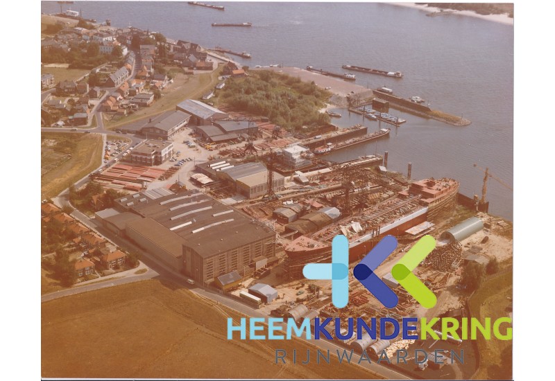 Luchtfoto Scheepwerf de Hoop Tolkamer Coll. G.B.Janssen HKR (3)